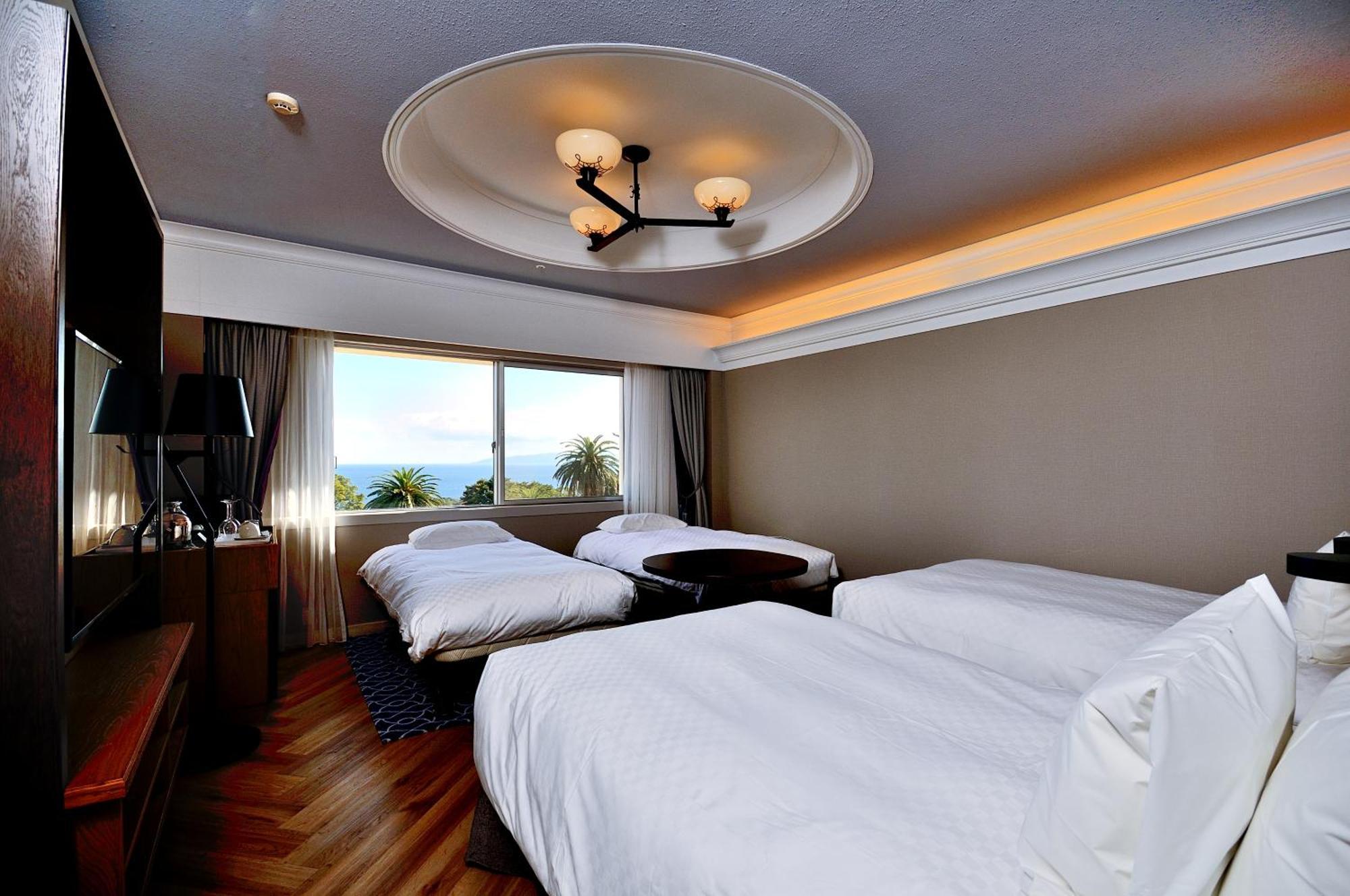 Kawana Hotel Ito  Buitenkant foto